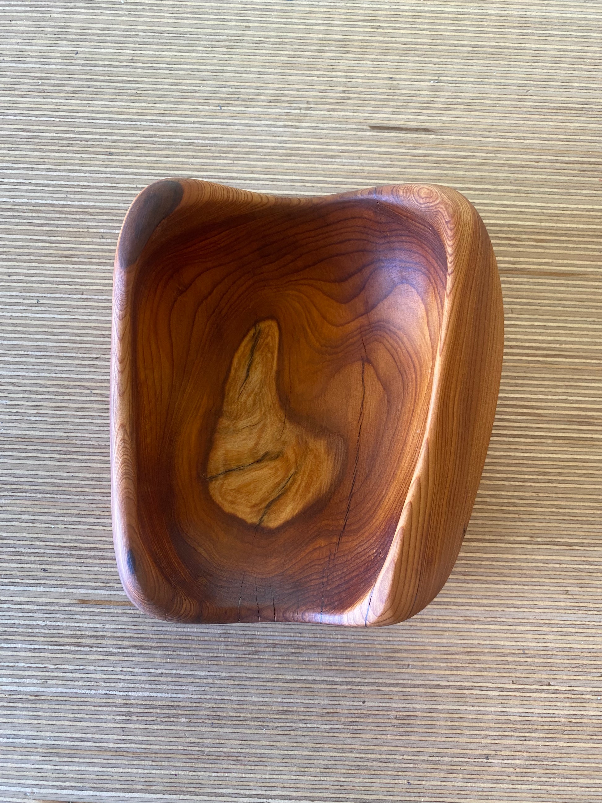 Open media 3 in modal